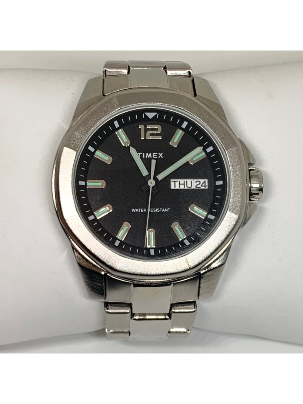 Timex Essex Avenue Black dial day date Men's Watch 46mm size 6.5” running